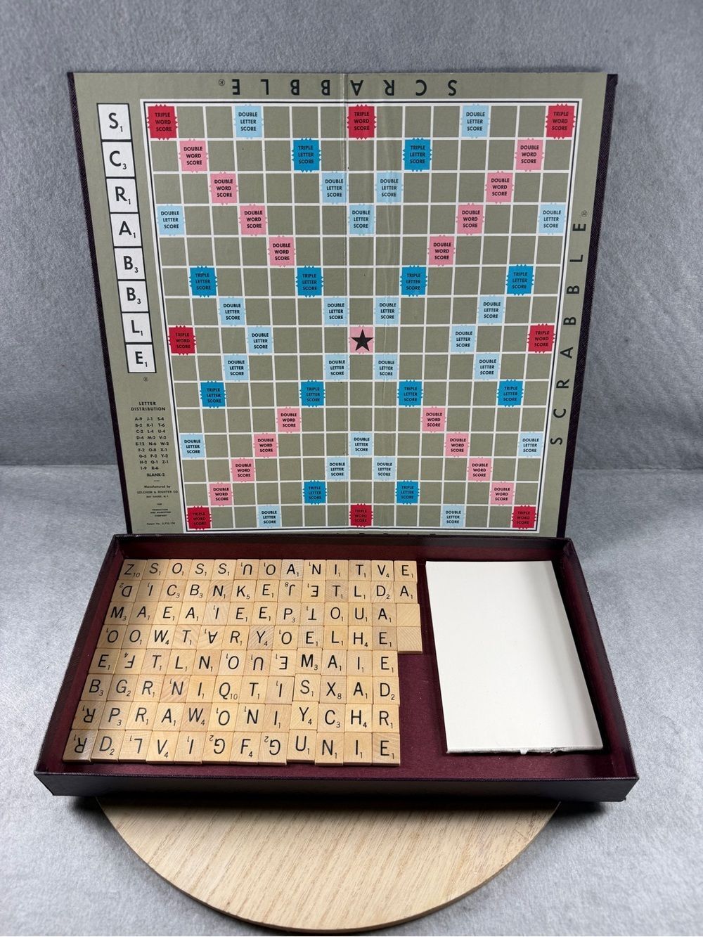 VTG 1953 Scrabble Board Game Wood Letter Tiles Dark Red OG Box & Manual In Lid - Picture 5 of 13